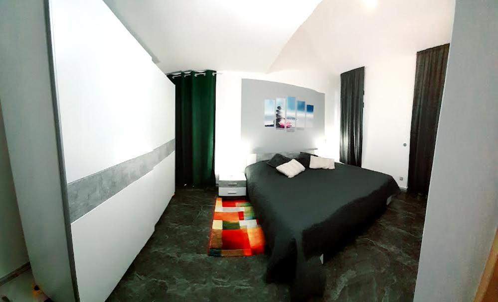 Apartmani Delas 2 Pjescana Uvala Exteriör bild
