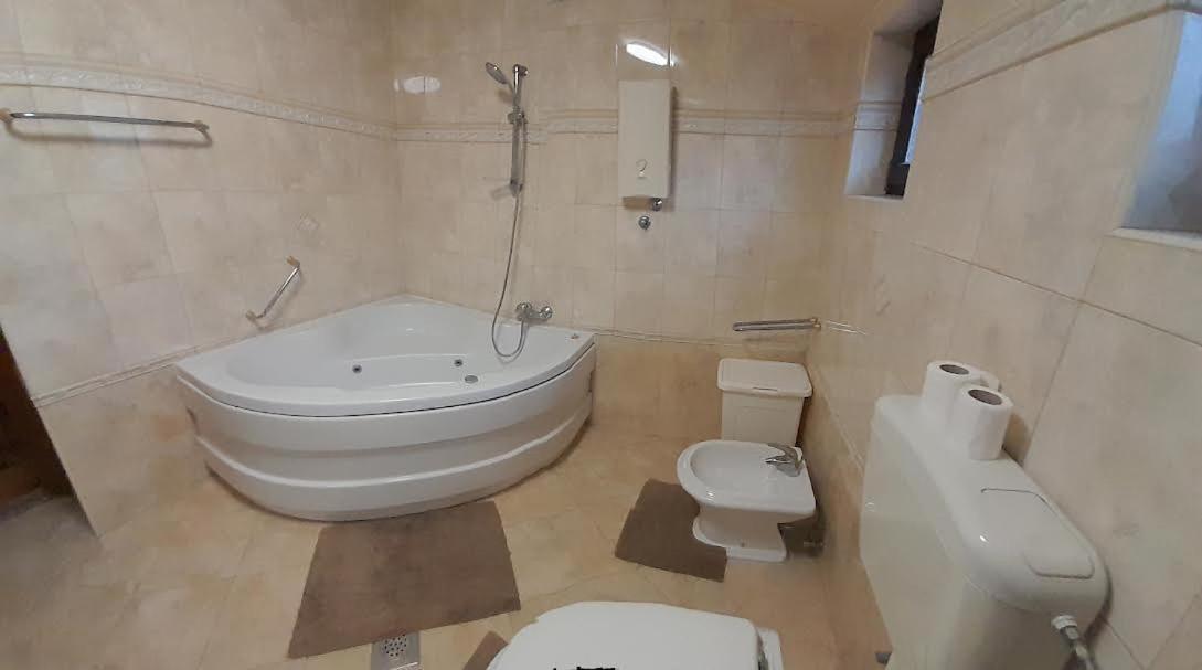 Apartmani Delas 2 Pjescana Uvala Exteriör bild