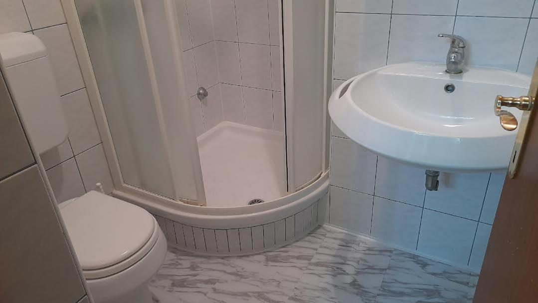 Apartmani Delas 2 Pjescana Uvala Exteriör bild